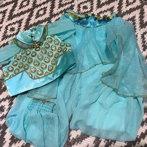 Disney Jasmine Castle collection costume. Brand new never worn